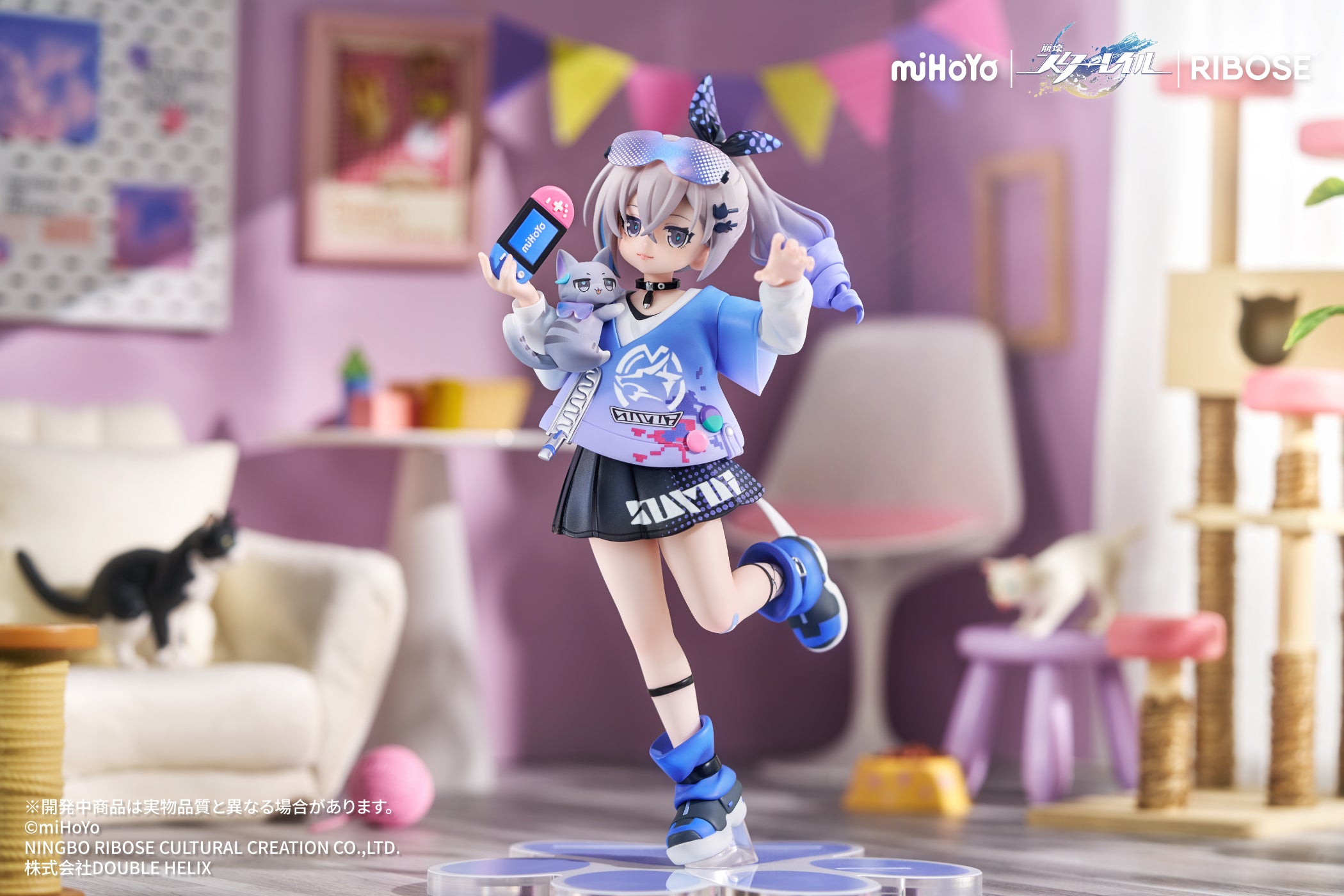 Honkai: Star Rail Little One and Cat Series Silver Wolf Figure